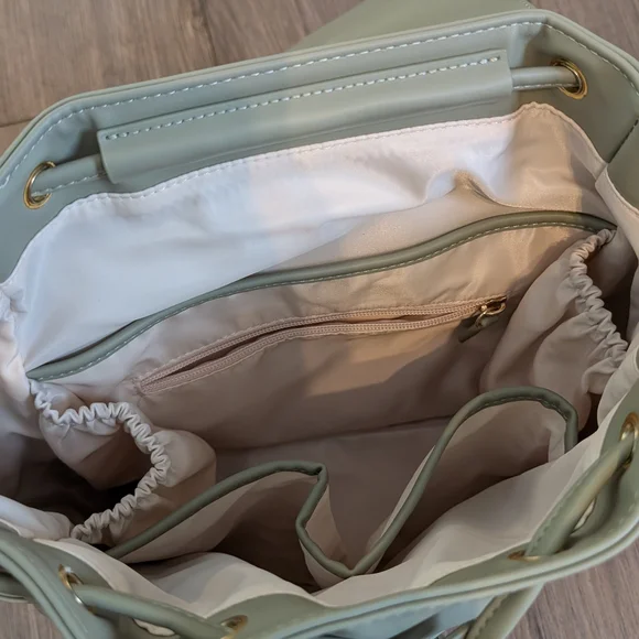 White Elm Luna, Backpack Style Bag - Light Green - Picture 3 of 5